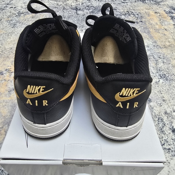 Nike Air Force 1s Black & Gold Custom (NIKE BY YOU) Size 7.5M - Picture 4 of 6